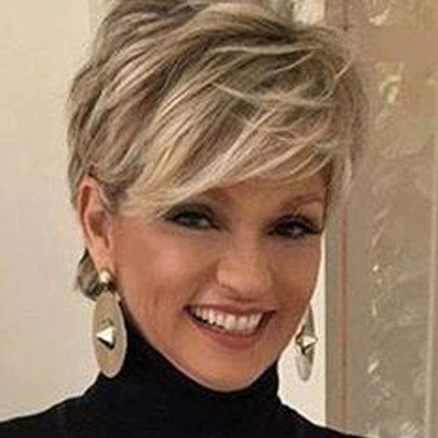 Short Blonde Wigs Natural Straight Pixie Cut Wigs Layered Synthetic Hair  Short Wig For Women (blonde Mixed Brown)